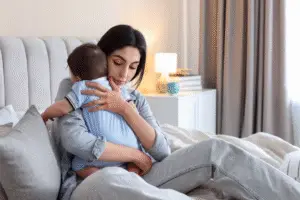 can postpartum depression start at 4 months